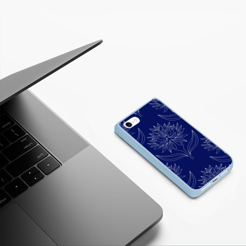 Чехол для iPhone 5/5S матовый Лайнарт лотосы на синем - паттерн - фото 5