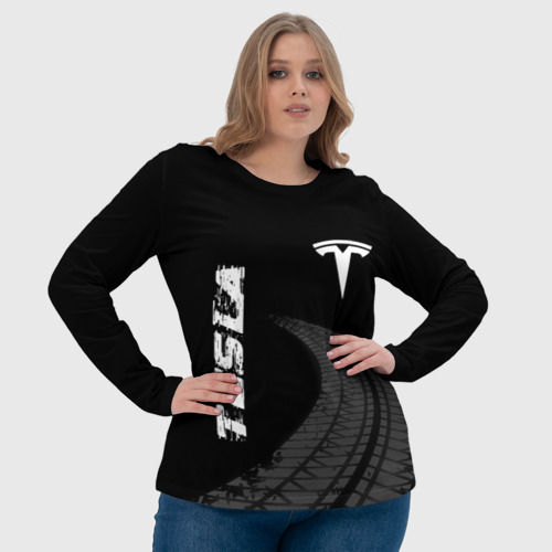 Женский лонгслив 3D с принтом Tesla speed на темном фоне со следами шин вертикально, фото #4