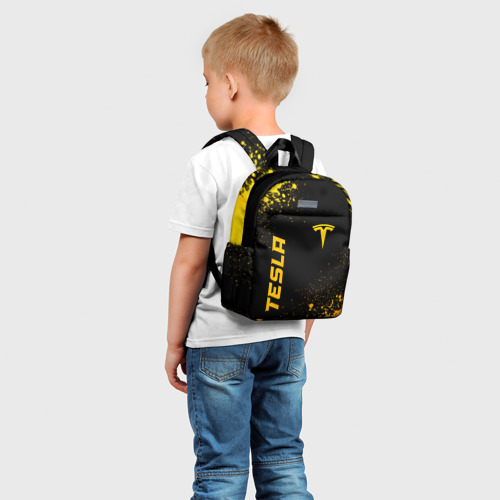 Детский рюкзак 3D с принтом Tesla - gold gradient вертикально, фото на моделе #1