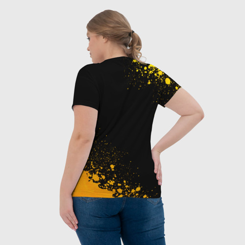 Женская футболка 3D с принтом Tesla - gold gradient вертикально, вид сзади #2