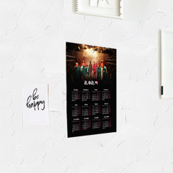 Постер с принтом Календарь на 2024 год: Игра в калмара для любого человека, вид спереди №3. Цвет основы: белый