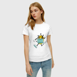 Женская футболка хлопок Убегающий коронавирус в маске - фото 2