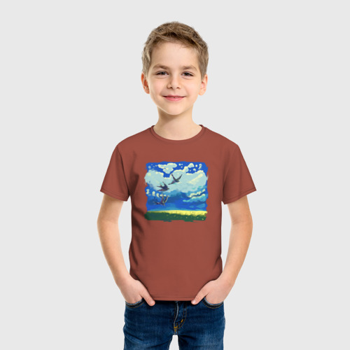Детская футболка хлопок с принтом Ласточки весной, фото на моделе #1