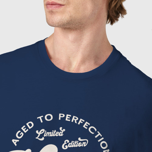 Мужская футболка хлопок 1979 год - выдержанный до совершенства, цвет темно-синий - фото 6