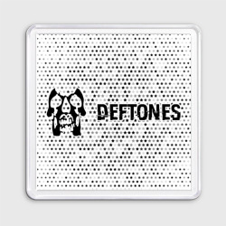 Магнит 55*55 Deftones glitch на светлом фоне по-горизонтали