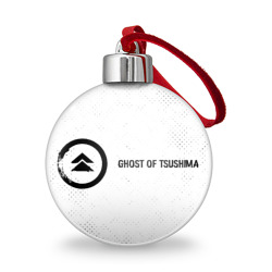 Ёлочный шар Ghost of Tsushima glitch на светлом фоне по-горизонтали