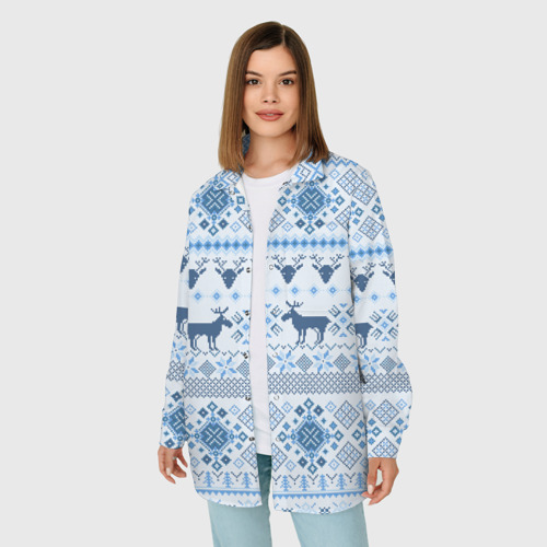 Женская рубашка oversize 3D с принтом Blue sweater with reindeer, фото на моделе #1