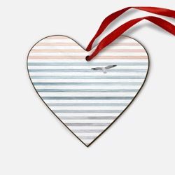 Деревянная игрушка Сердце Море скрытое в полосках тельняшки  чайка 