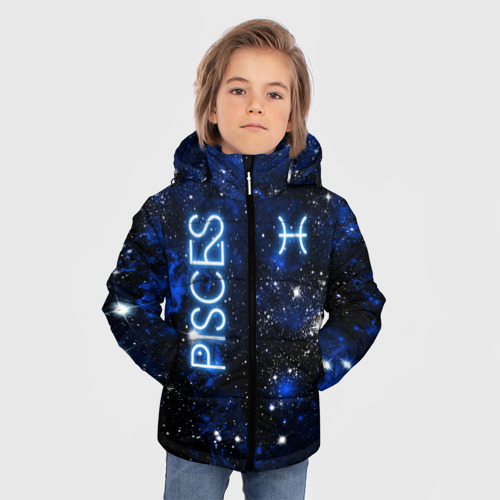 Зимняя куртка для мальчиков 3D с принтом Рыбы - знак зодиака на тёмном фоне, фото на моделе #1