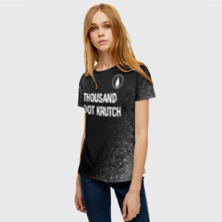 Женская футболка 3D Thousand Foot Krutch glitch на темном фоне посередине - фото 2