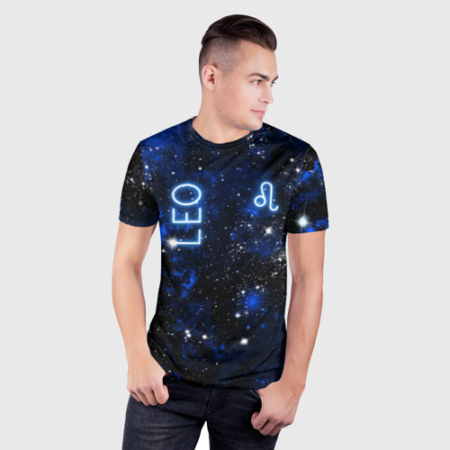 Мужская футболка 3D Slim с принтом Лев - знак зодиака на тёмном фоне, фото на моделе #1