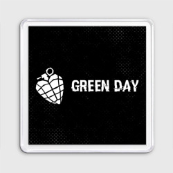 Магнит 55*55 Green Day glitch на темном фоне по-горизонтали