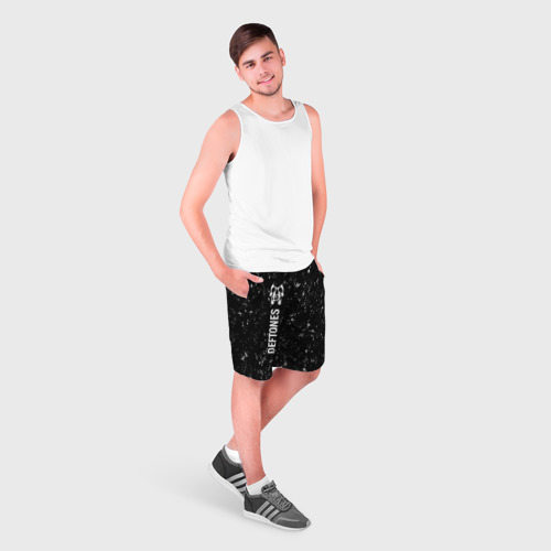 Мужские шорты 3D Deftones glitch на темном фоне по-вертикали, цвет 3D печать - фото 3