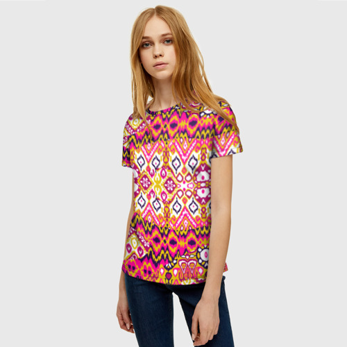 Женская футболка 3D с принтом Розовый орнамент  имитация ткань икат, фото на моделе #1