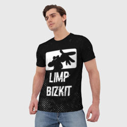 Мужская футболка 3D Limp Bizkit glitch на темном фоне - фото 2