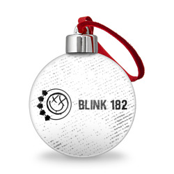 Ёлочный шар Blink 182 glitch на светлом фоне по-горизонтали