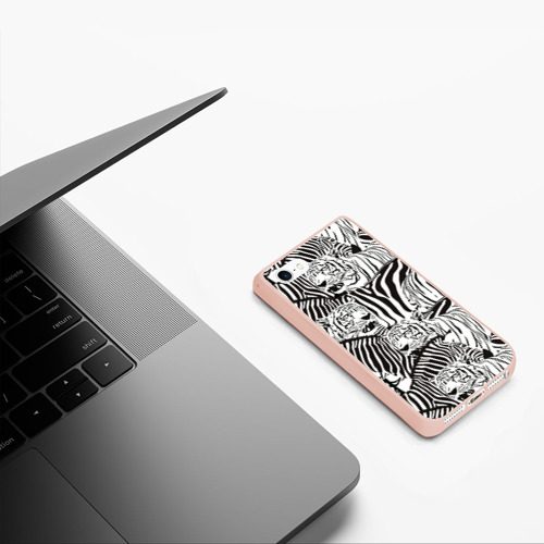 Чехол для iPhone 5/5S матовый Зебры и тигры, цвет светло-розовый - фото 5