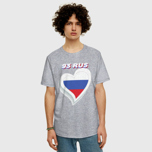 Мужская футболка хлопок Oversize с принтом 93 регион Краснодарский край, фото на моделе #1