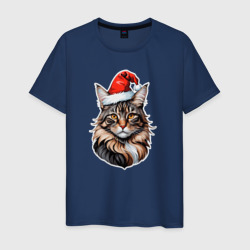 Кот породы Мейн-кун в новогодней шапке – Мужская футболка хлопок с принтом купить со скидкой в -20%