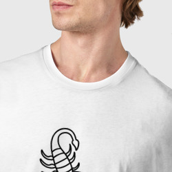 Футболка с принтом Скорпион знак зодиака астрология для мужчины, вид на модели спереди №4. Цвет основы: белый