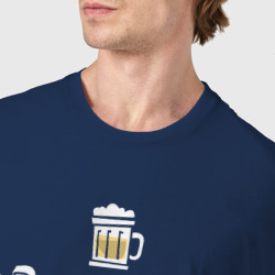 Футболка с принтом Питьевая одежда для мужчины, вид на модели спереди №4. Цвет основы: темно-синий