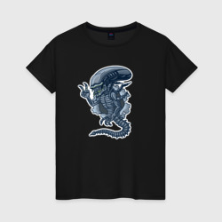 Женская футболка хлопок Чужой инопланетянин из порванной дыры