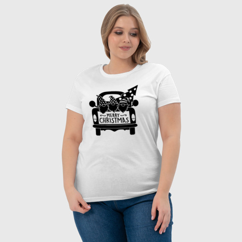 Женская футболка хлопок с принтом Новогодние гномы на автомобиле, фото #4