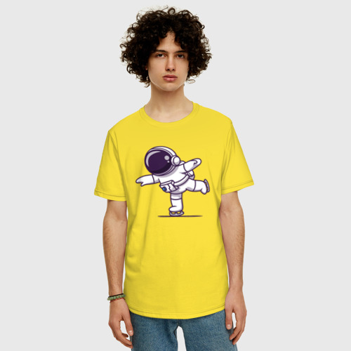 Мужская футболка хлопок Oversize с принтом Космонавт фигурист, фото на моделе #1