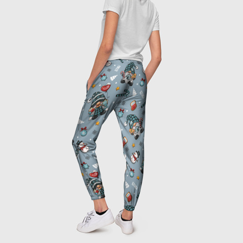 Женские брюки 3D с принтом Новогодний паттерн с гномами, вид сзади #2