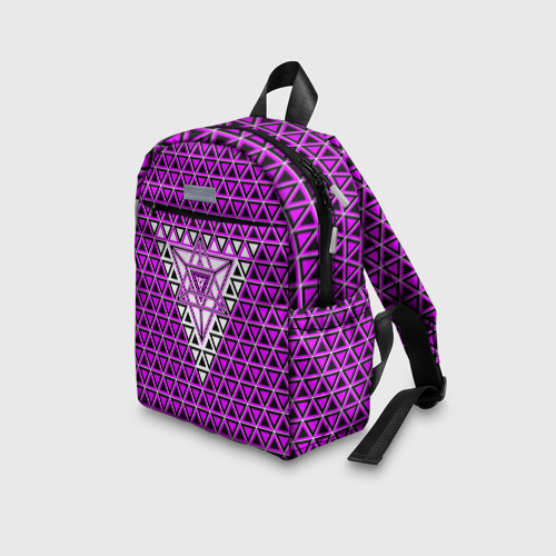 Детский рюкзак 3D с принтом Розовые и чёрные треугольники, вид сбоку #3