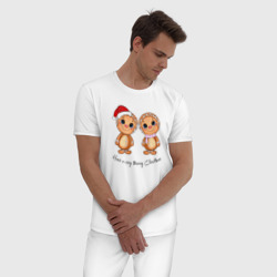 Пижама с принтом Пряничные человечки для мужчины, вид на модели спереди №2. Цвет основы: белый