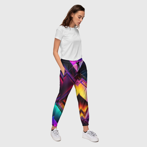 Женские брюки 3D с принтом Цветные стеклянные блоки - неоновый геометричный узор, вид сбоку #3
