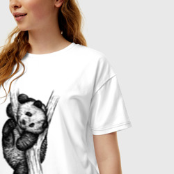 Женская футболка хлопок Oversize Панда запуталась в дереве - фото 2