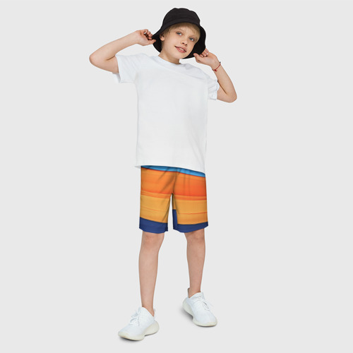 Детские спортивные шорты 3D с принтом Разноцветный полосатик, фото на моделе #1