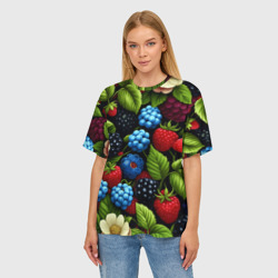Женская футболка oversize 3D Лесные ягоды черная синяя ежевика - красная малина - фото 2