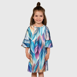 Платье с принтом Акварельные перья птиц для ребенка, вид на модели спереди №3. Цвет основы: белый