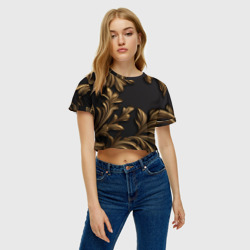 Женская футболка Crop-top 3D Золотые узоры на черном лепнина - фото 2