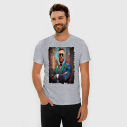 Мужская футболка хлопок Slim Конор Макгрегор на фоне города - фото 2