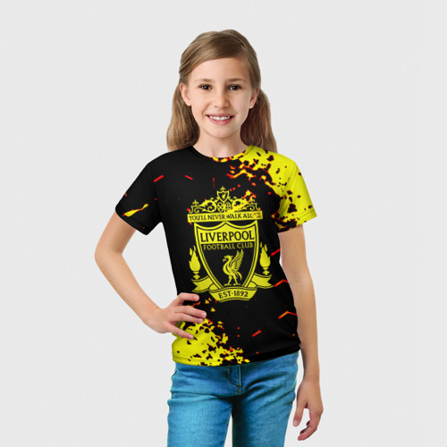 Детская футболка 3D с принтом Liverpool жёлтые краски текстура, вид сбоку #3