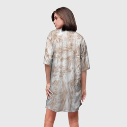 Платье с принтом Текстура белого меха для женщины, вид на модели сзади №2. Цвет основы: белый