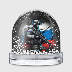 Игрушка Снежный шар Русский солдат на фоне флага