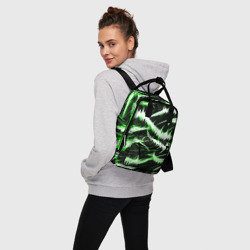 Женский рюкзак 3D Бело-зелёные шипы на чёрном фоне - фото 2