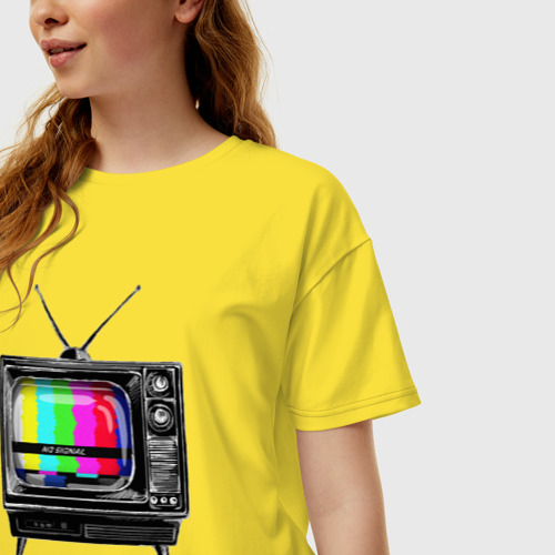 Женская футболка хлопок Oversize с принтом Старый телевизор no signal, фото на моделе #1