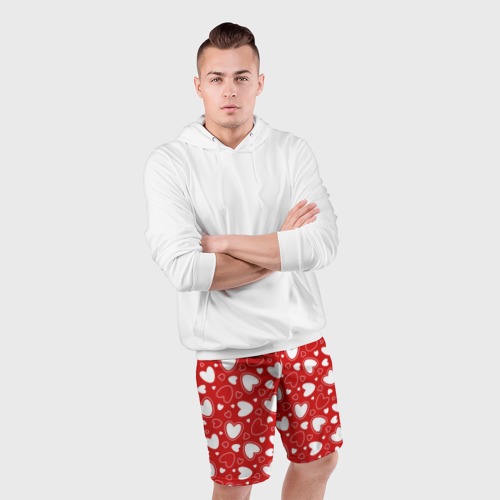 Мужские шорты спортивные с принтом Белые сердечки на красном фоне, фото #4