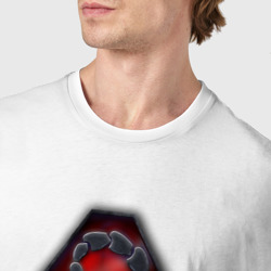 Футболка с принтом Command & Conquer: Братство НОД для мужчины, вид на модели спереди №4. Цвет основы: белый