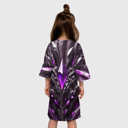 Платье с принтом Камень и фиолетовый кристалл для ребенка, вид на модели сзади №2. Цвет основы: белый