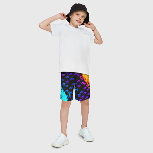 Детские спортивные шорты 3D с принтом Brawl stars neon logo kids, фото на моделе #1