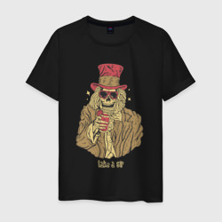 Скелет с коктейлем – Мужская футболка хлопок с принтом купить со скидкой в -20%
