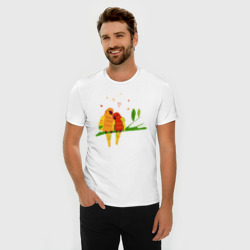 Мужская футболка хлопок Slim Пара влюбленных попугаев на ветке - фото 2