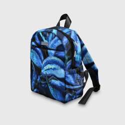 Рюкзак с принтом Старые сухие листья синие для ребенка, вид на модели спереди №3. Цвет основы: белый